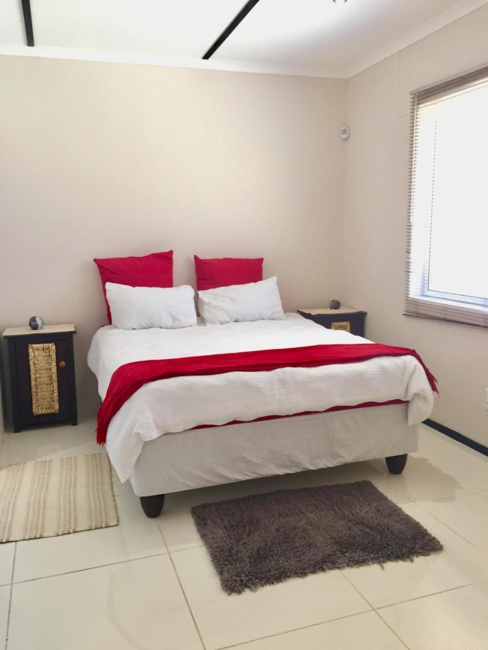 Man Cave Suite Суакопмунд Екстериор снимка