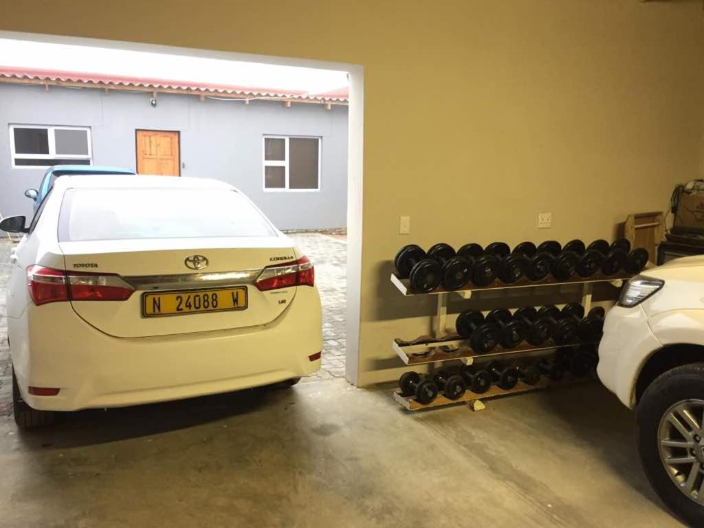 Man Cave Suite Суакопмунд Екстериор снимка